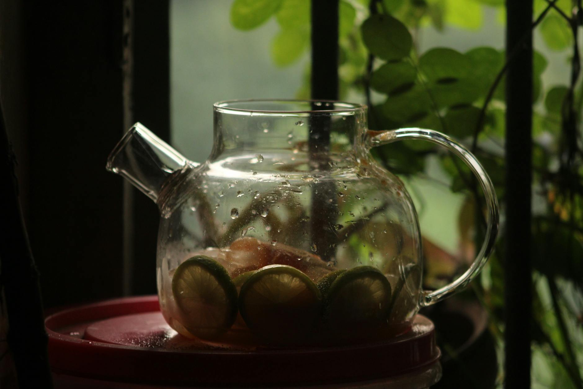 補水飲品：水、花草茶、水果